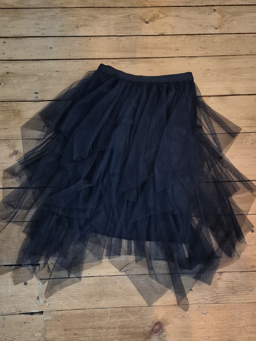 SHEIN Black Asymmetrical Layered Tulle Skirt